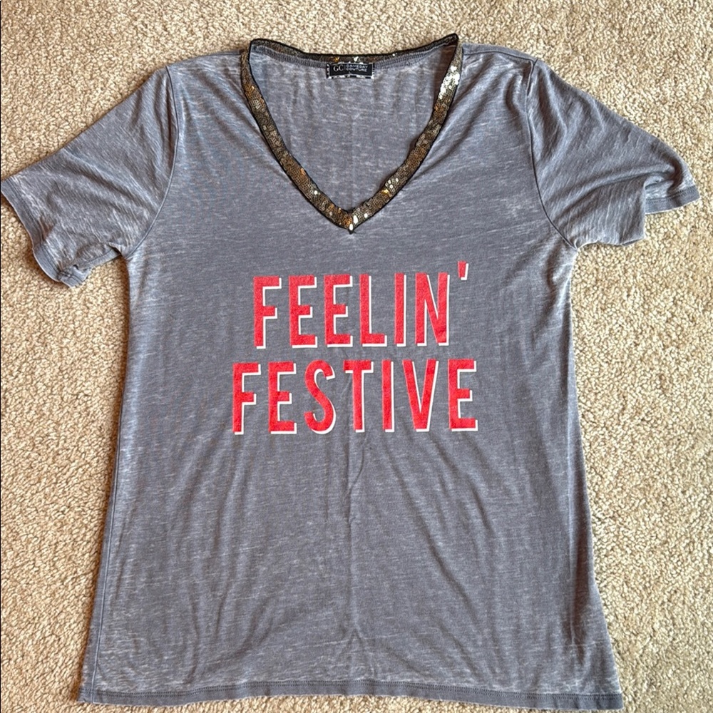 GC gameday Couture Gray Sequin V-Neck Feelin Festive Top Christmas red large